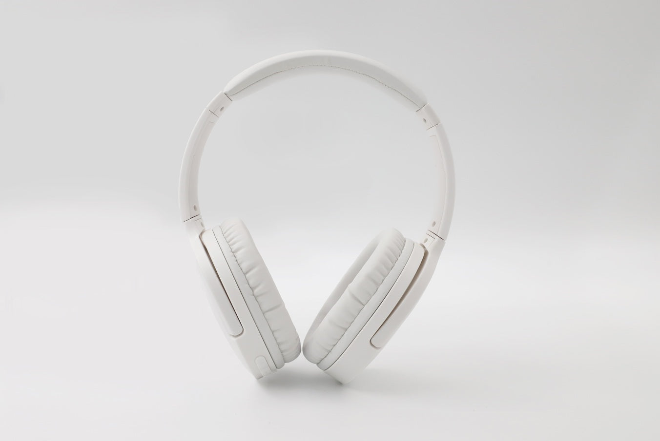 Graphene Earphone Care Device | Transparent Protection For Healthy Ears – Premium Quality