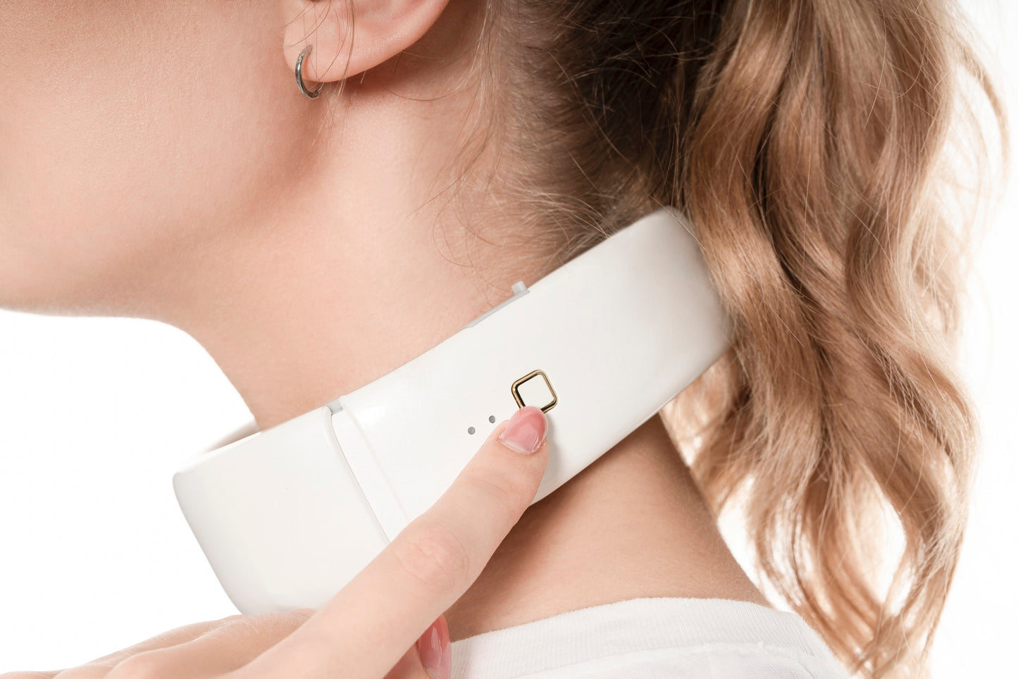 Pure Graphene Far-Infrared Neck Care Set - Designed for Neck, Shoulder and Cervical Spine Care - Wireless Charging - Portable - White